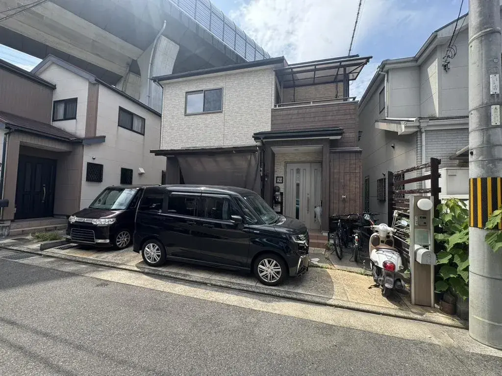 Akiya in Osaka