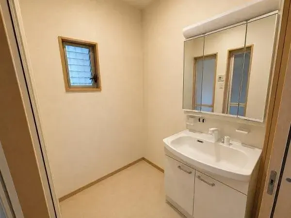 3LDK Yao City Osaka Prefecture (6)