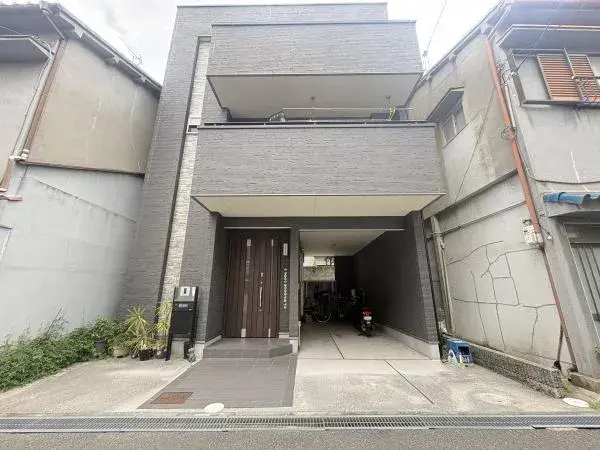 Akiya in 东大阪市