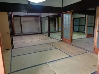 8DK Property Kaizuka City Osaka Prefecture (13)