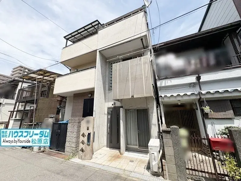Akiya in Osaka