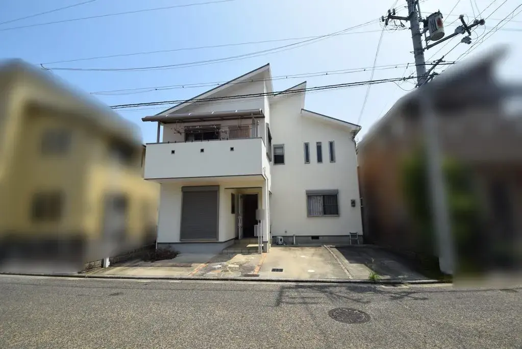 Akiya in Osaka