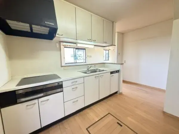 5LDK Property Shijonawate City Osaka Prefecture (15)