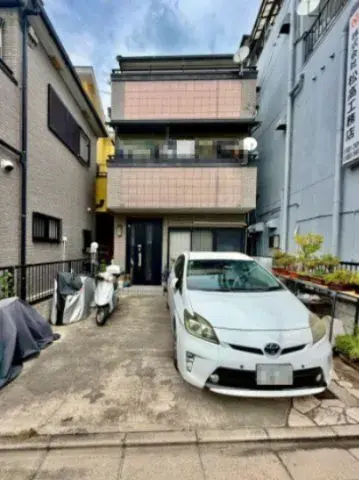 Akiya in Osaka