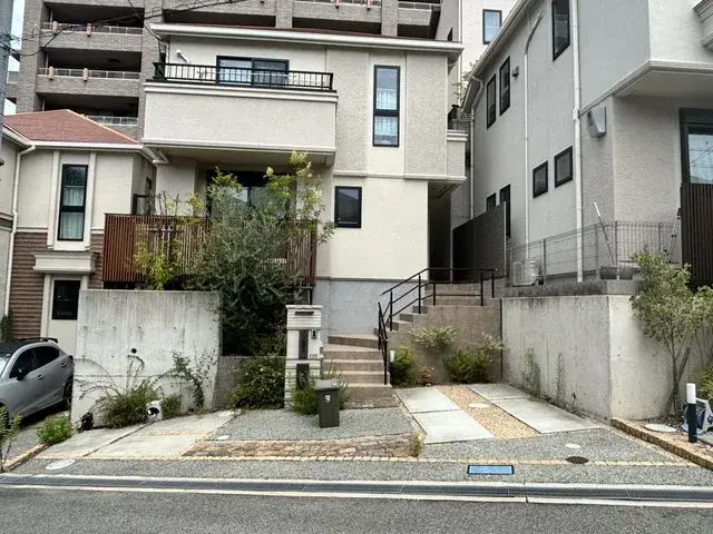 Akiya in Osaka