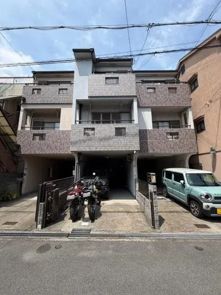 Akiya in Osaka