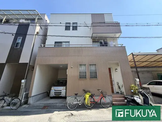 Akiya in Osaka