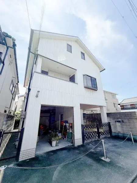 Akiya in Osaka