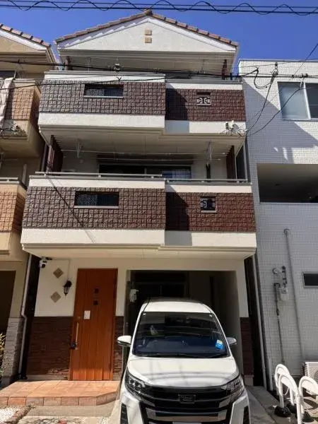 Akiya in Osaka