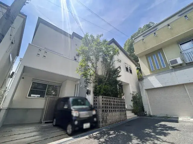 Akiya in Osaka