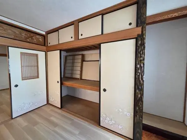 5LDK Property Neyagawa City Osaka Prefecture (12)
