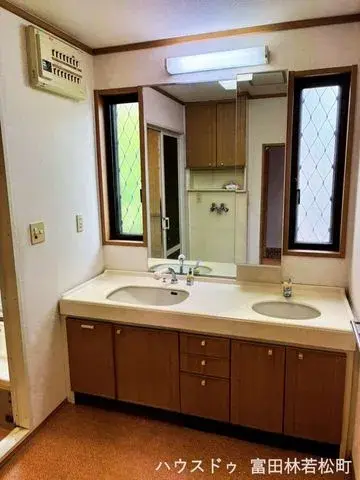 4LDK Property Tominbayashi City Osaka Prefecture (20)