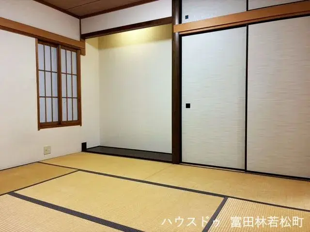 4LDK Property Tominbayashi City Osaka Prefecture (9)