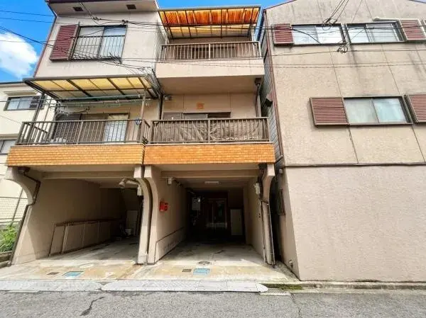 Akiya in Osaka
