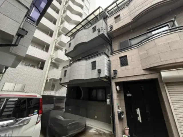 Akiya in Osaka