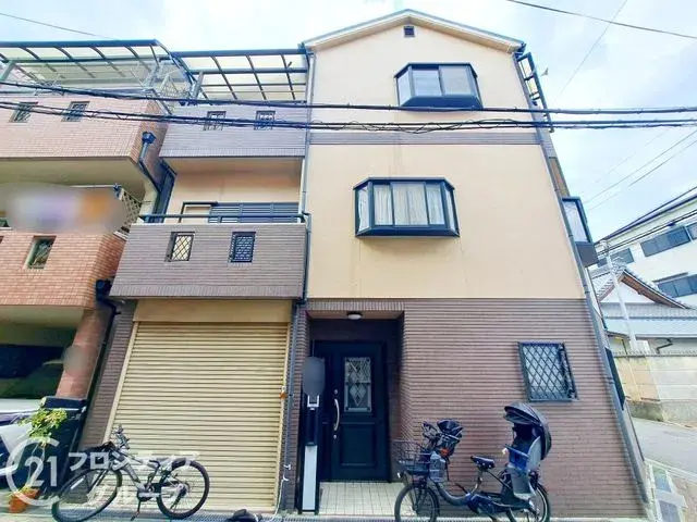 Akiya in Osaka