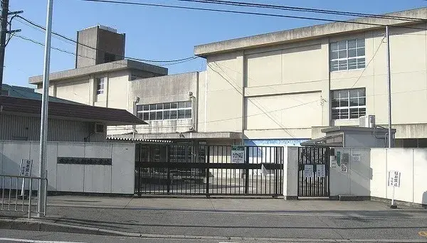 Akiya in Osaka