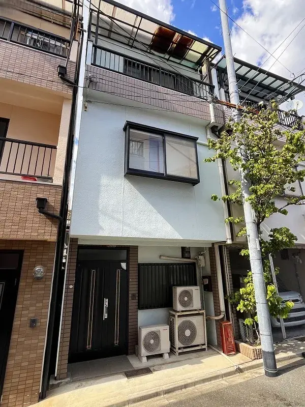 Akiya in Osaka
