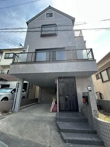 Akiya in Osaka