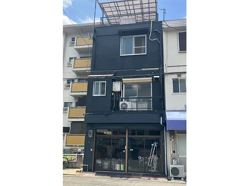 Akiya in Osaka