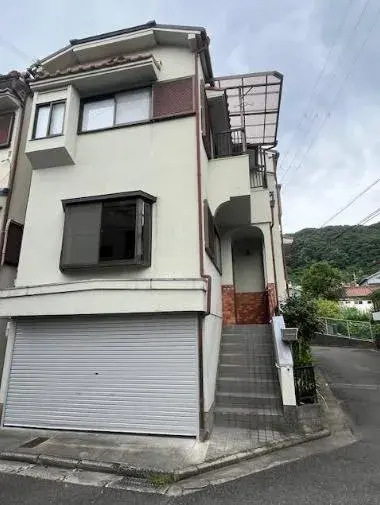 Akiya in Osaka