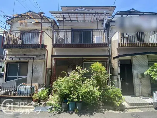 Akiya in Osaka