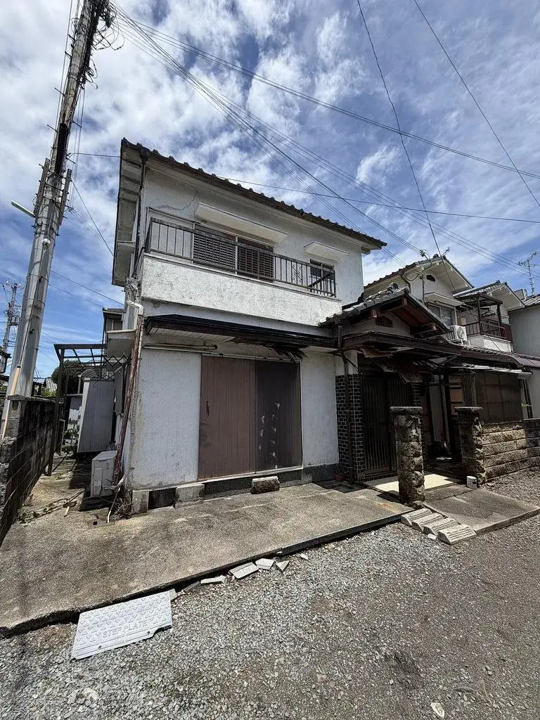 Akiya in Osaka