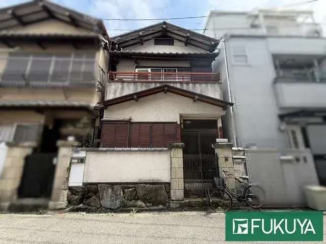 Akiya in Osaka