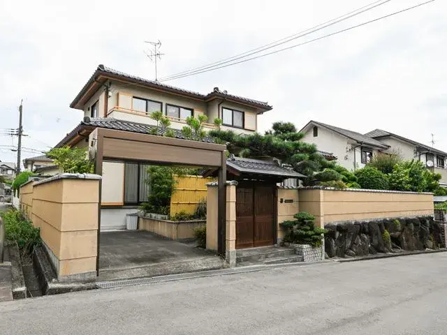 Akiya in Osaka