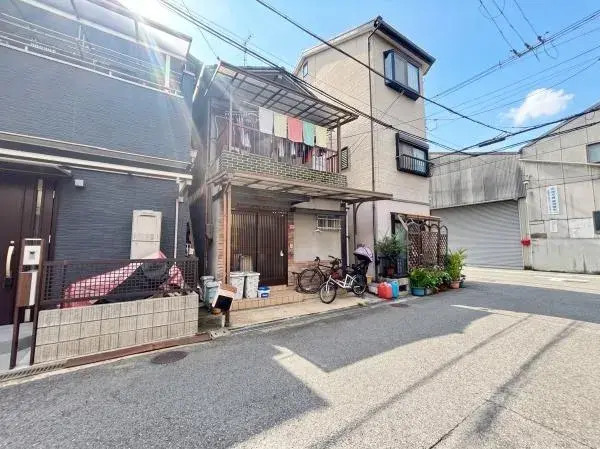 Akiya in Osaka
