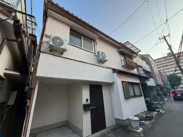 Akiya in Osaka