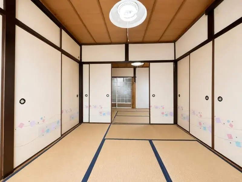 2K Property Hirakata City Osaka (9)