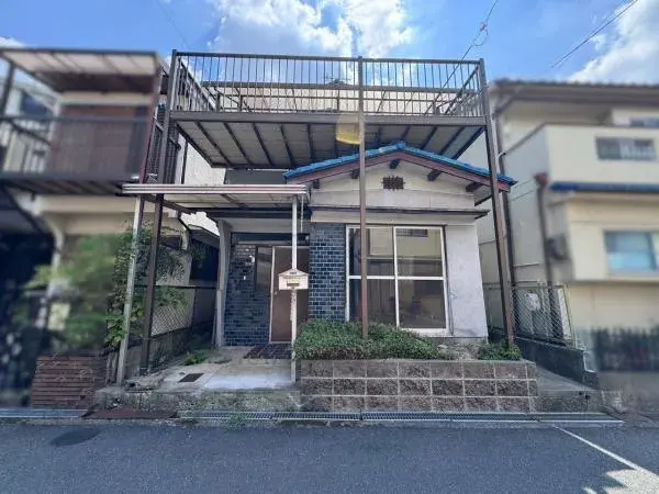 Akiya in Osaka