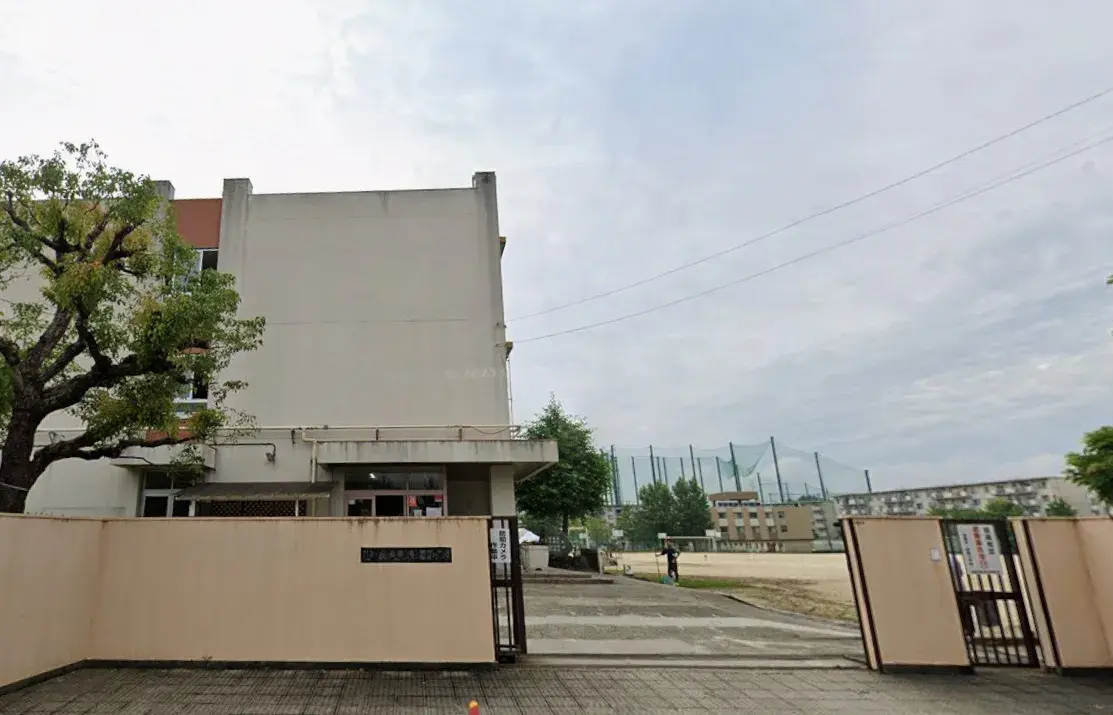 3K Hirakata City Osaka Prefecture (21)