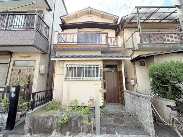 Akiya in Osaka