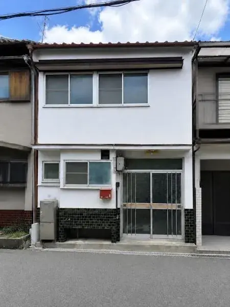 Akiya in Osaka