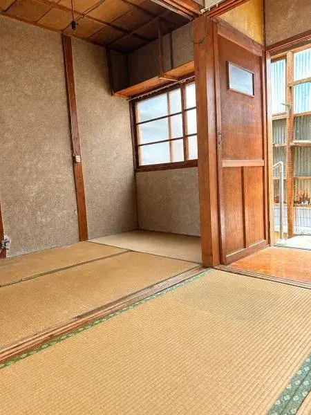 6DK Higashiosaka City, Osaka Prefecture (9)