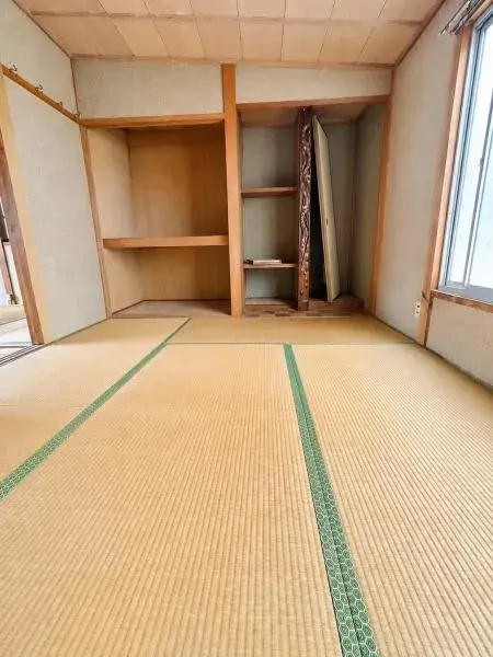 6DK Higashiosaka City, Osaka Prefecture (10)