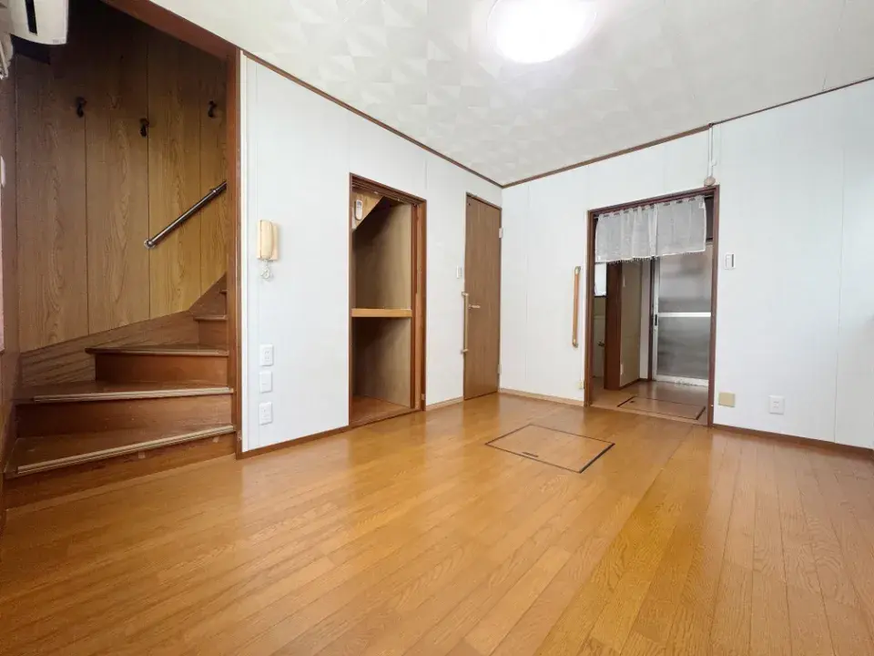 4DK Kobe Chuo-ku Hyogo Prefecture (6)