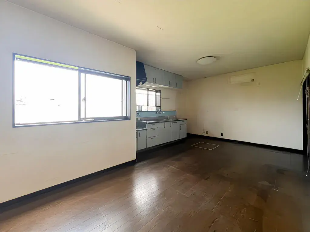 4LDK Property Iwade City Wakayama Prefecture (2)