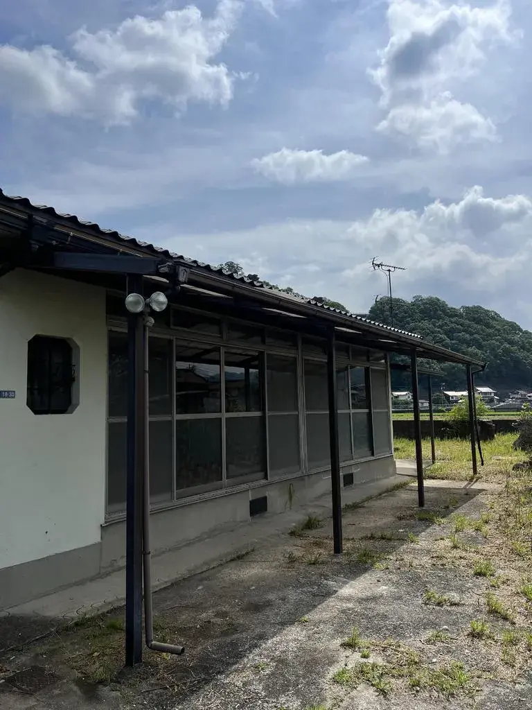 3K Property Mihara City Hiroshima Prefecture (2)