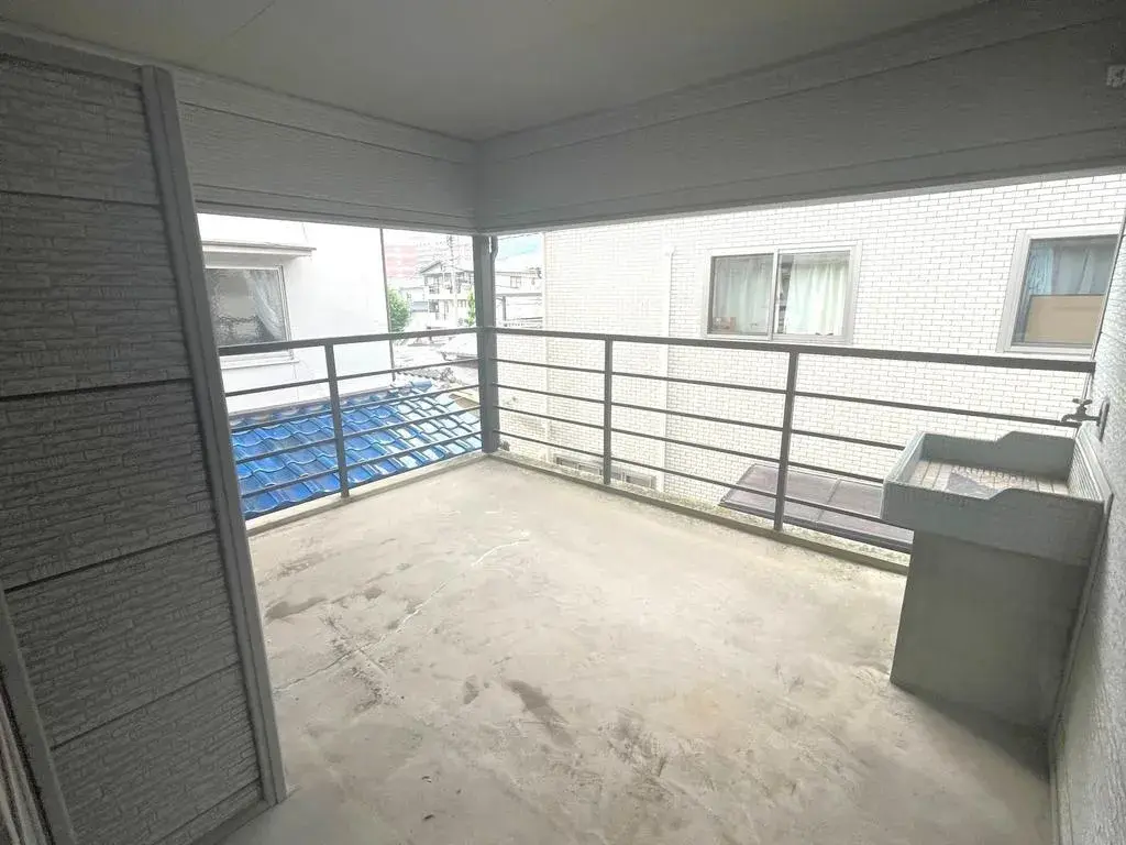 8SLDK Property Kure City Hiroshima Prefecture (2)