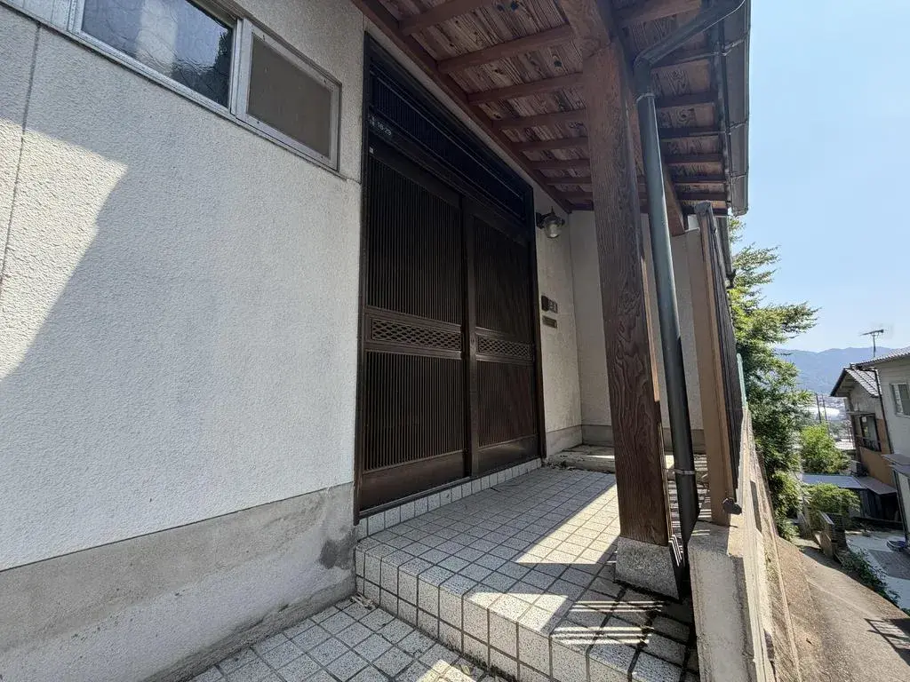Hiroshima Prefecture Mihara City 4DK Property (2)