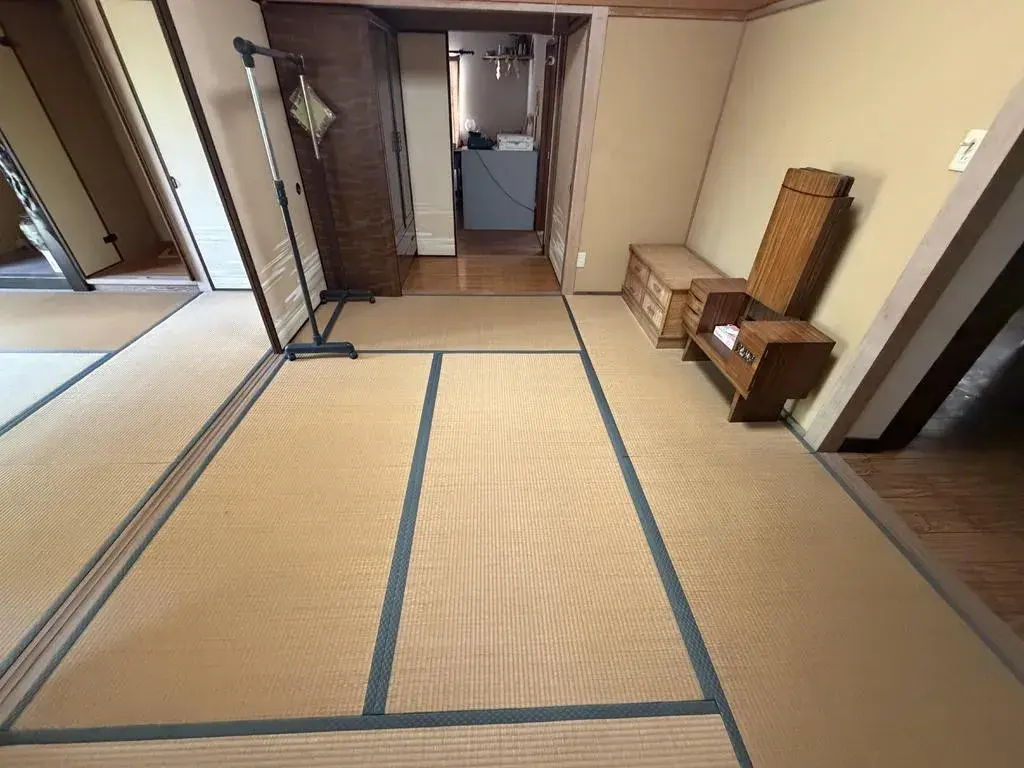 Hiroshima Prefecture Mihara City 4DK Property (6)