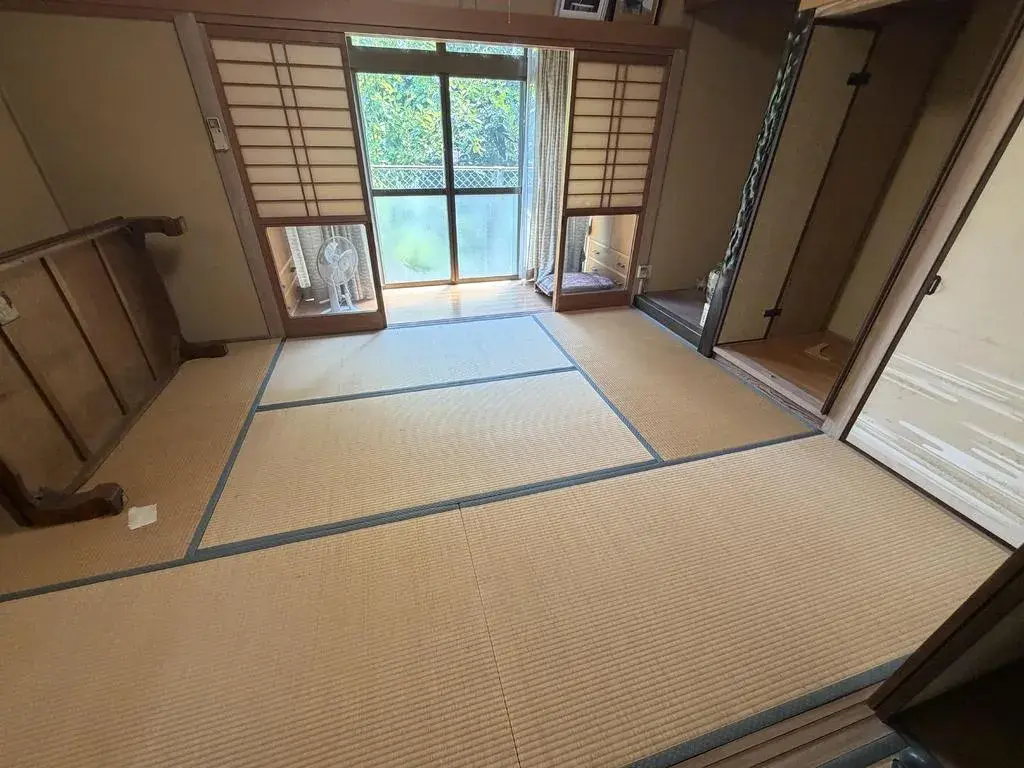 Hiroshima Prefecture Mihara City 4DK Property (7)