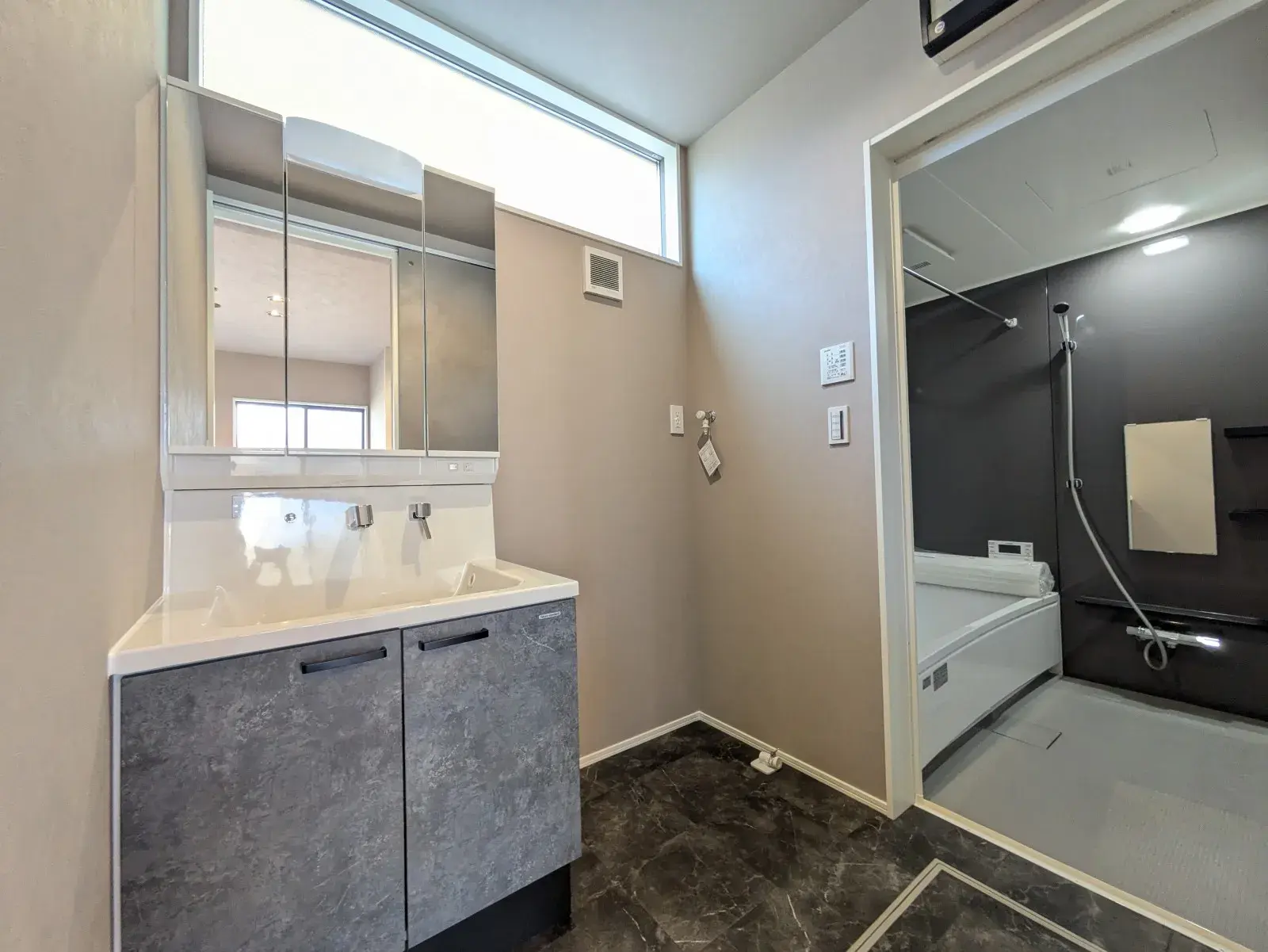 3LDK Property Matsuyama City Ehime Prefecture (12)