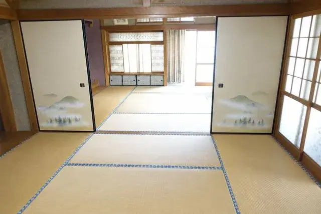 7DK Ehime Prefecture Saijo City Property (12)
