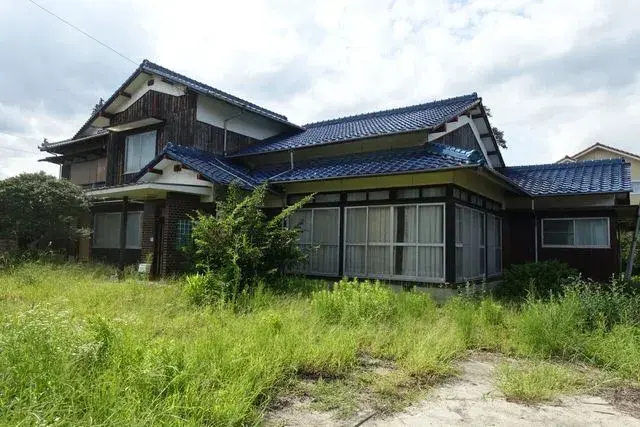 7DK Ehime Prefecture Saijo City Property (4)