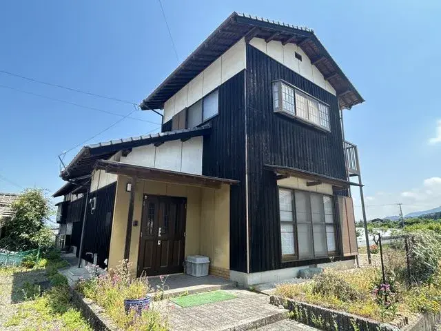 Akiya in Ehime