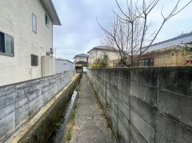 3LDK Matsuyama City Ehime Prefecture (4)